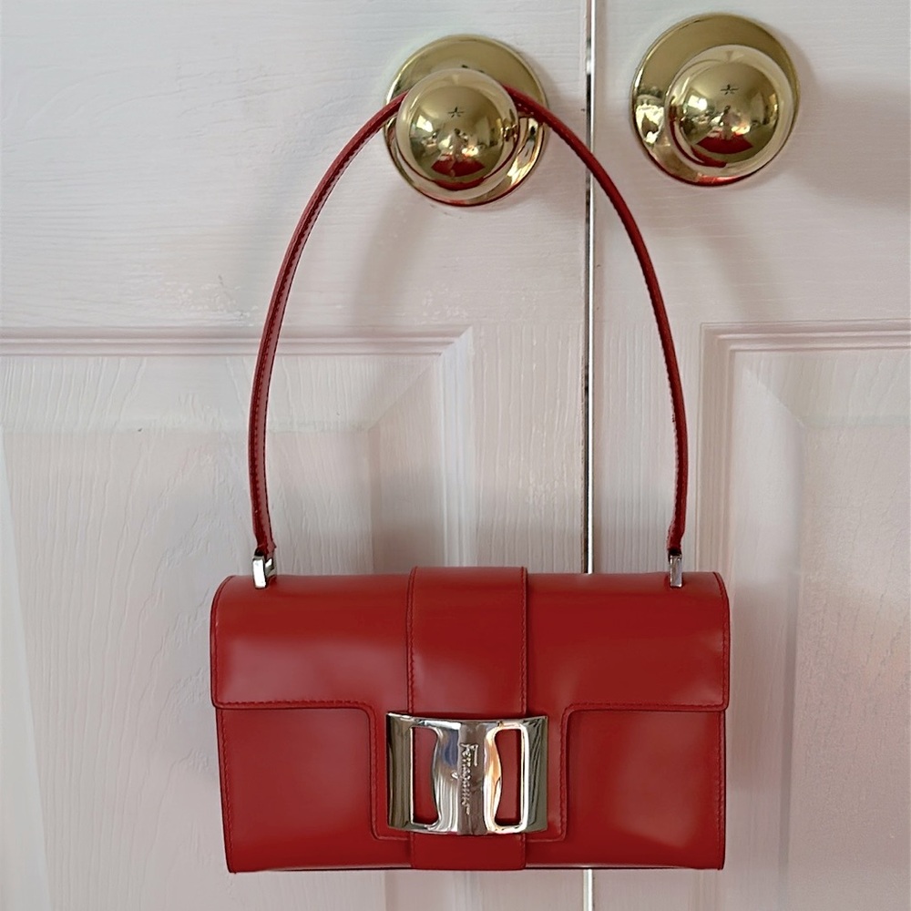 Vintage Salvatore Ferragamo Shoulder Bag Red Leather Purse Silver-tone Metal